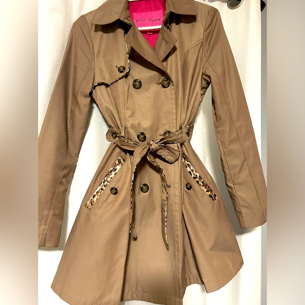 Betsy Johnson Trench Coat Tan XS with Belt A-Line Flare